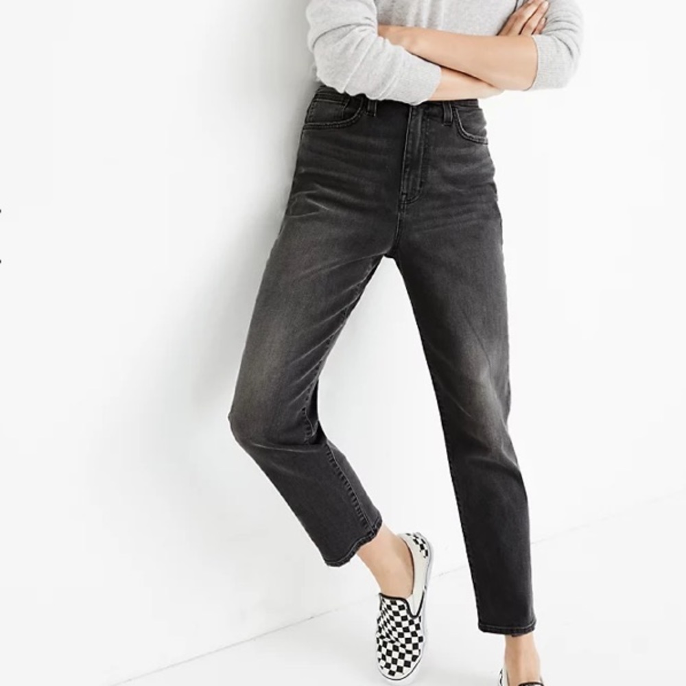Madewell’s The Momjean in Dunstable Jean